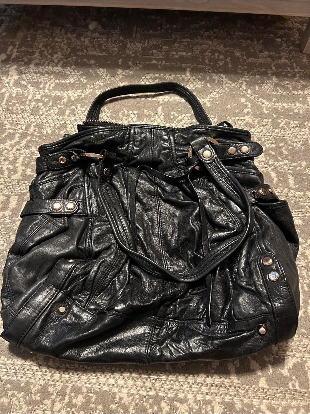 Junior Drake Black Women's Leather Tote Handbag